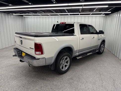 Used 2017 RAM 1500 Laramie w/ Convenience Group AWD/4WD image 4