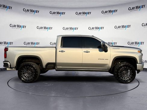 Used 2023 Chevrolet Silverado 2500 High Country image 6