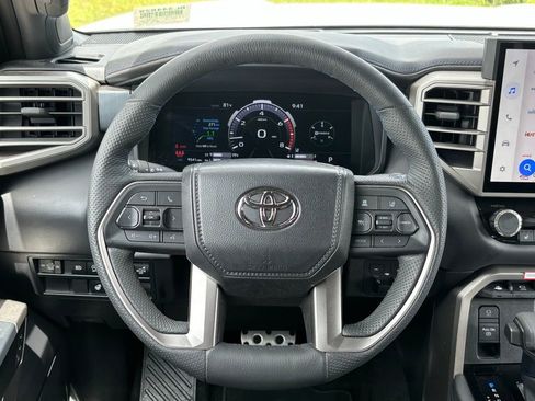 Used 2026 Toyota Tundra Platinum w/ TRD Off-Road Package AWD/4WD image 18