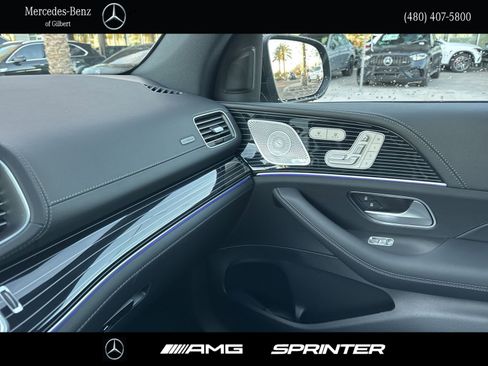 New 2026 Mercedes-Benz GLS 580 4MATIC image 24