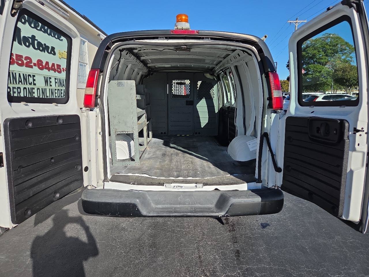 Used 2014 GMC Savana 1500 RWD image 8
