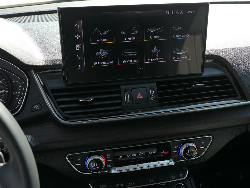 Used 2023 Audi Q5 2.0T Premium w/ Convenience Package AWD/4WD image 18