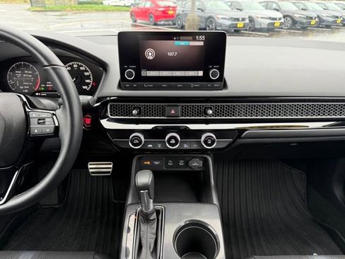 Used 2025 Honda Civic Sport image 24