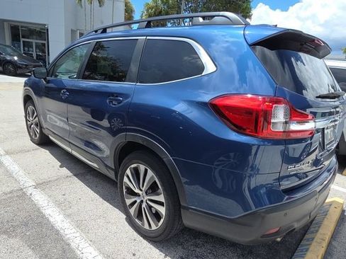 Used 2022 Subaru Ascent Limited w/ Technology Package AWD/4WD image 2