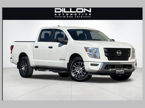 Used 2024 Nissan Titan SV AWD/4WD image 1