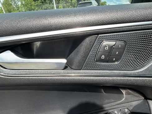 Used 2019 Ford Edge ST w/ Convenience Package AWD/4WD image 19