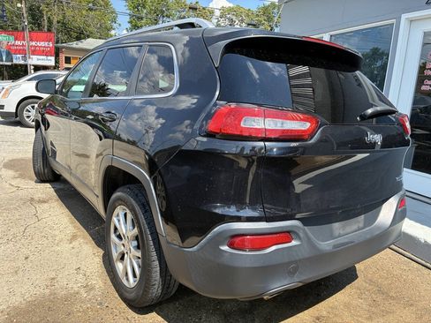 Used 2014 Jeep Cherokee Latitude FWD image 3