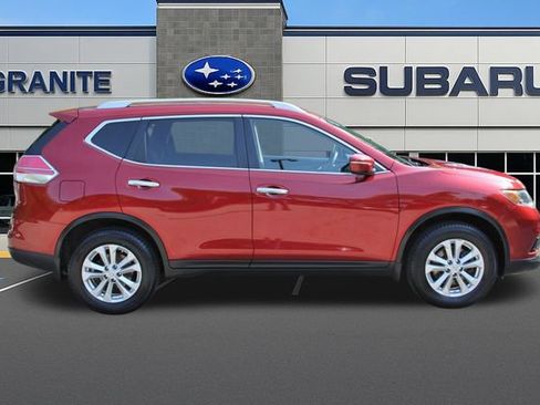 Used 2014 Nissan Rogue SV w/ SV Family Package AWD/4WD image 12