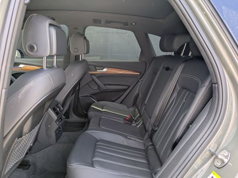 Certified 2023 Audi Q5 2.0T Premium w/ Convenience Package AWD/4WD image 25
