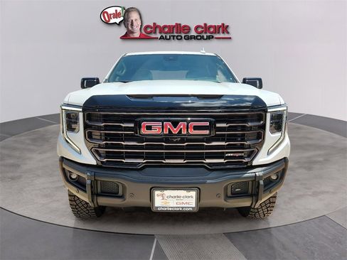 New 2025 GMC Sierra 1500 AT4X image 8