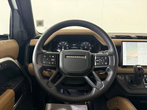 New 2025 Land Rover Defender 110 V8 image 22