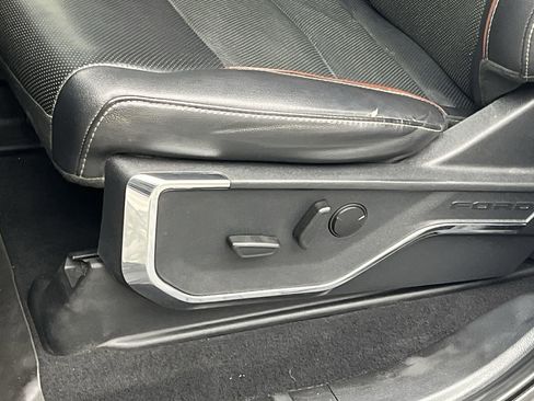 Used 2023 Ford F350 Lariat w/ Chrome Package image 11