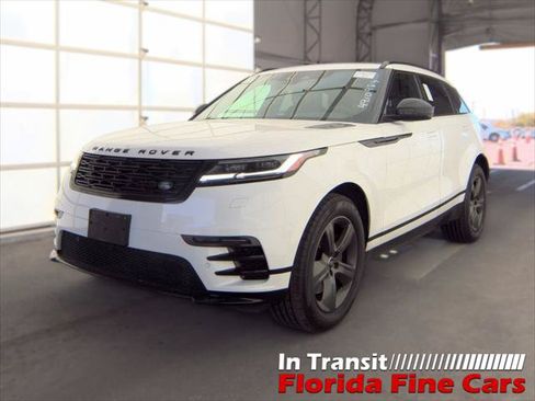 Used 2025 Land Rover Range Rover Velar Dynamic SE AWD/4WD image 2