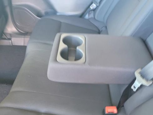 Used 2024 Nissan Rogue S AWD/4WD image 29