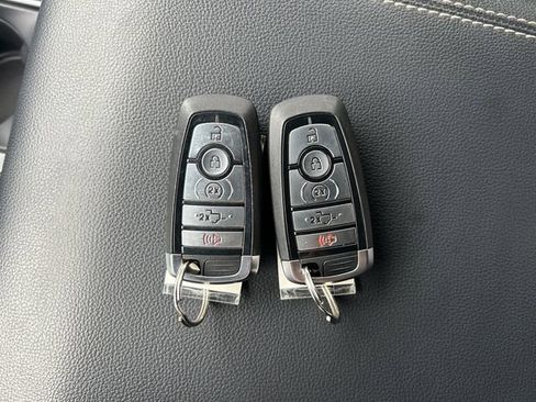 Used 2022 Ford F150 XLT w/ Equipment Group 302A High image 33