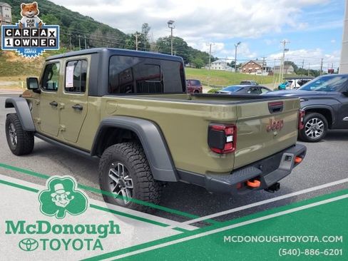 Used 2026 Jeep Gladiator Mojave AWD/4WD image 13