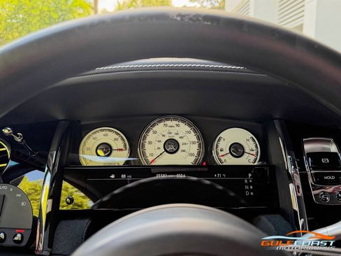 Used 2018 Rolls-Royce Wraith image 13