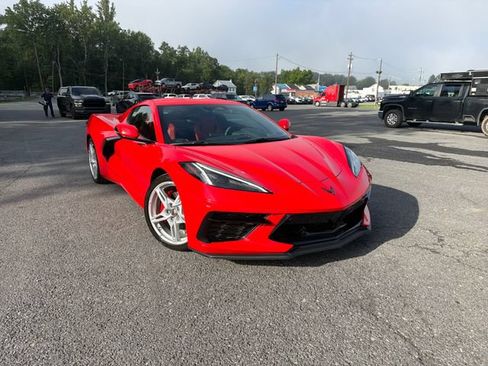 Used 2024 Chevrolet Corvette Stingray Preferred Cpe w/ 2LT RWD image 1