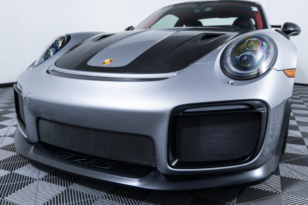 Certified 2018 Porsche 911 GT2 RS RWD image 11