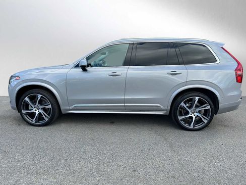 Used 2025 Volvo XC90 B6 Ultra w/ Lounge Package image 9