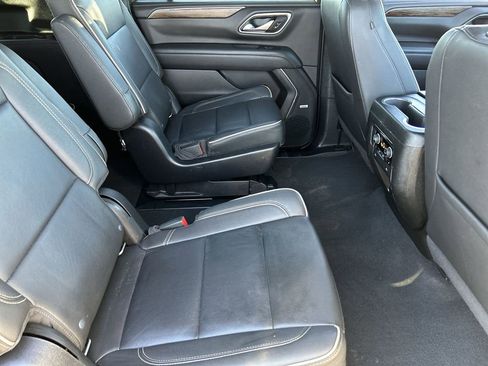 Used 2022 Chevrolet Suburban Premier image 27