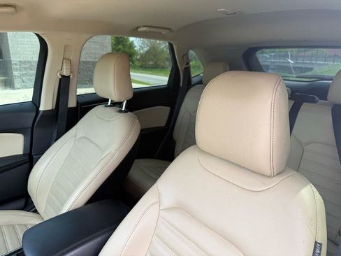 Used 2020 Ford Edge SEL FWD image 13