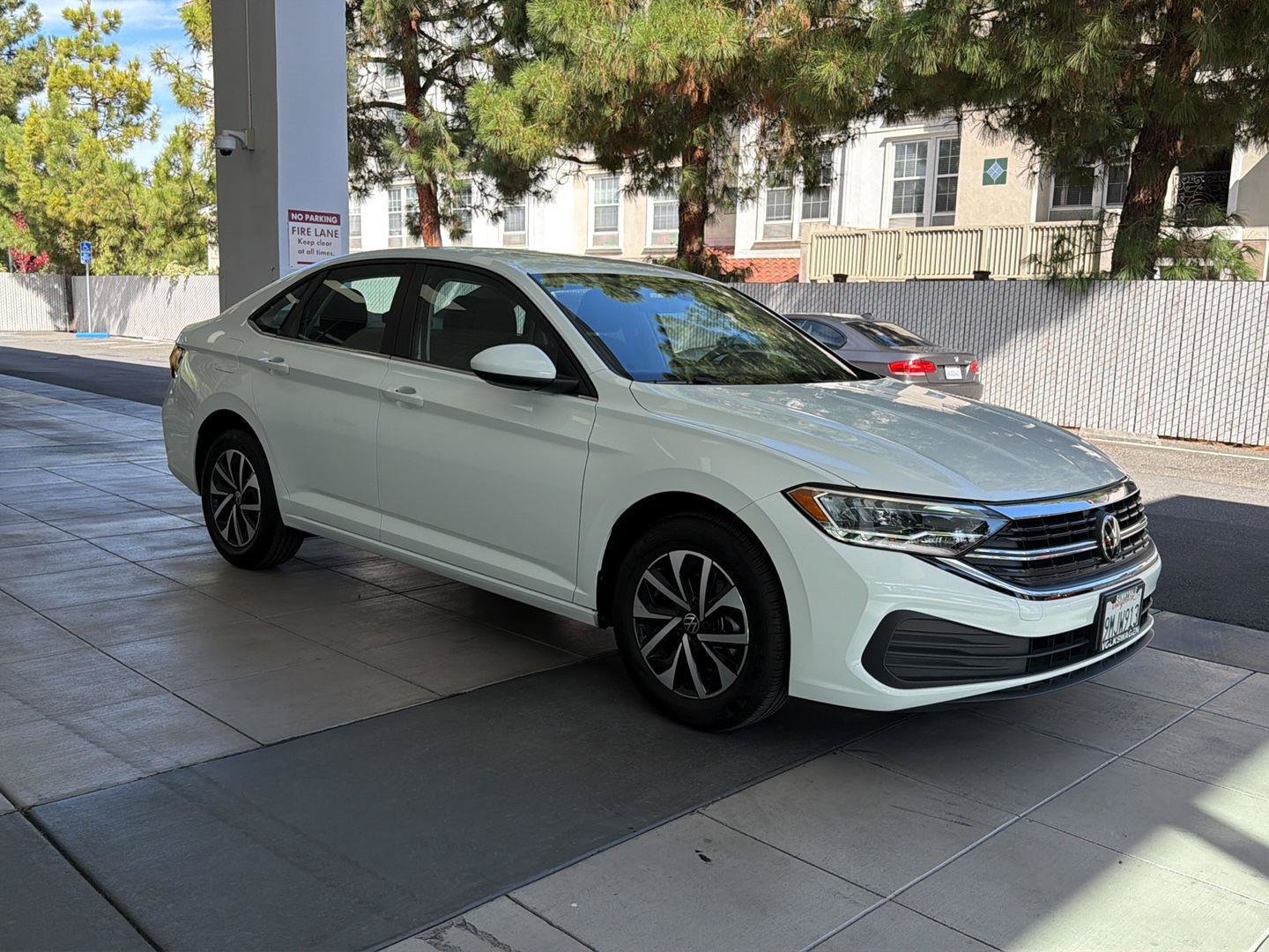 Used 2024 Volkswagen Jetta S FWD image 6