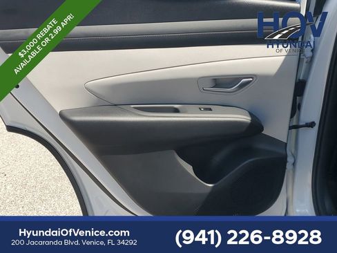 Used 2026 Hyundai Tucson SEL FWD image 14