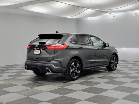 Used 2023 Ford Edge ST image 10