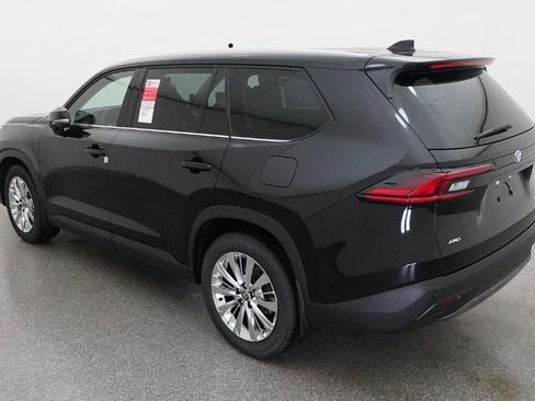 New 2026 Toyota Grand Highlander Platinum image 38