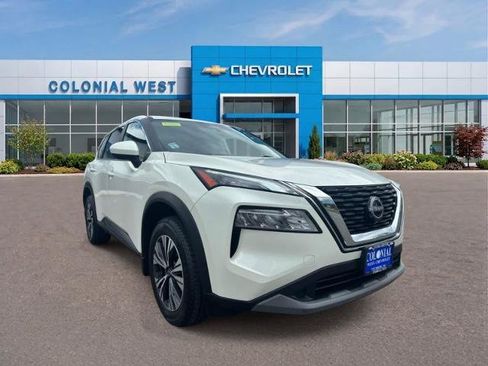 Used 2023 Nissan Rogue SV AWD/4WD image 13