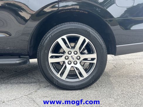 Used 2024 Ford Expedition Limited AWD/4WD image 35