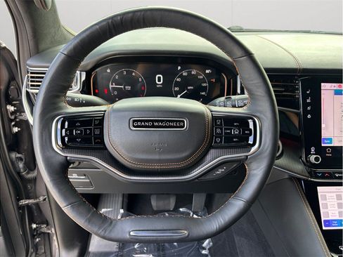 Used 2024 Jeep Grand Wagoneer L Series III w/ Rear Seat Video Group 1 AWD/4WD image 28