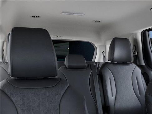 New 2026 Kia Carnival LXS image 27