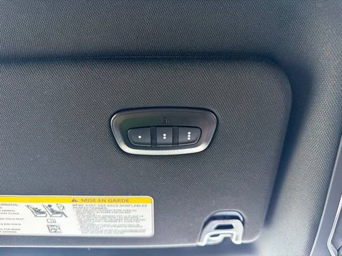 Used 2024 Jeep Wagoneer Series II AWD/4WD image 32