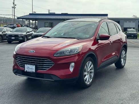 Used 2021 Ford Escape Titanium w/ Titanium Elite Package AWD/4WD image 8