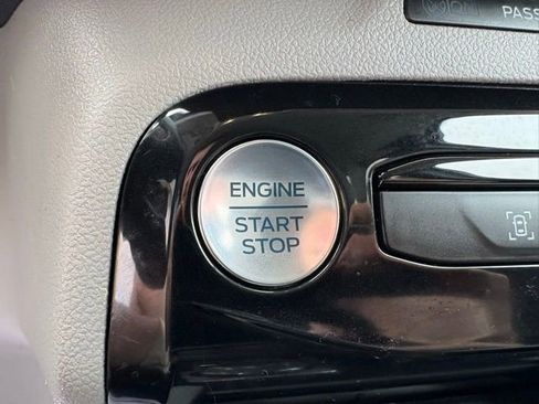 Used 2024 Ford Escape Active w/ Tech Pack #1 AWD/4WD image 23