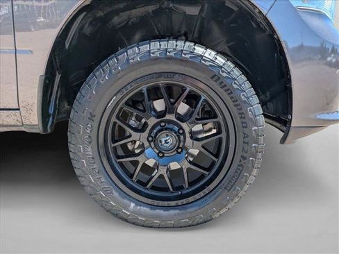 Used 2019 RAM 1500 Express AWD/4WD image 19