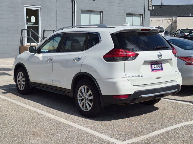 Used 2017 Nissan Rogue SV FWD image 6