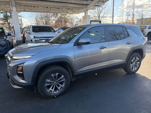 New 2026 Chevrolet Equinox LT w/ Convenience Package II image 3