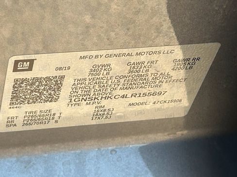 Used 2020 Chevrolet Suburban LT AWD/4WD image 35