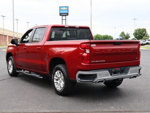 Used 2023 Chevrolet Silverado 1500 LT AWD/4WD image 7