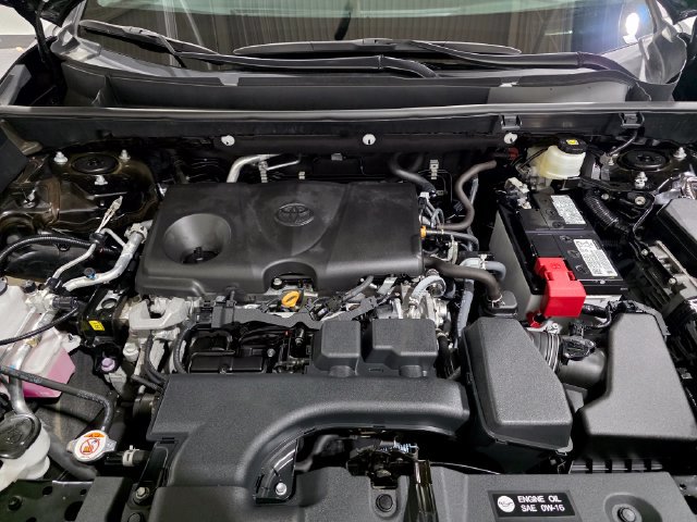 Used 2023 Toyota RAV4 LE AWD/4WD image 26