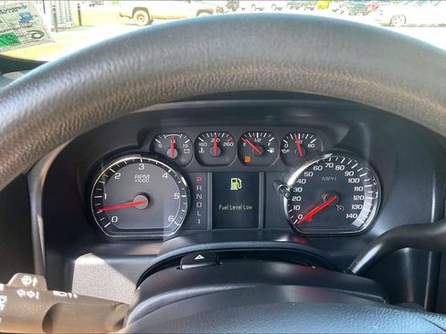 Used 2019 Chevrolet Silverado 2500 W/T w/ WT Convenience Package AWD/4WD image 18