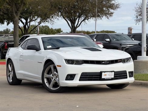 Used 2015 Chevrolet Camaro SS w/ RS Package image 2