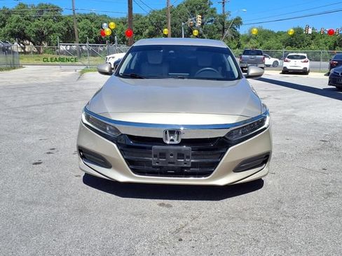 Used 2020 Honda Accord LX image 2