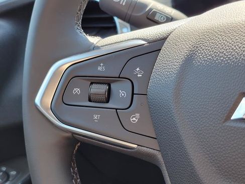 New 2026 Chevrolet Trax LT w/ Sunroof Package FWD image 15