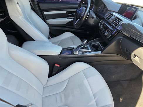 Used 2018 BMW M3 Base w/ Executive Package image 22
