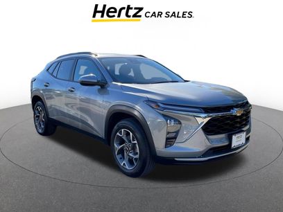 Used 2025 Chevrolet Trax LT w/ LT Convenience Package