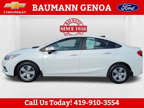 Used 2016 Chevrolet Cruze LS FWD image 9